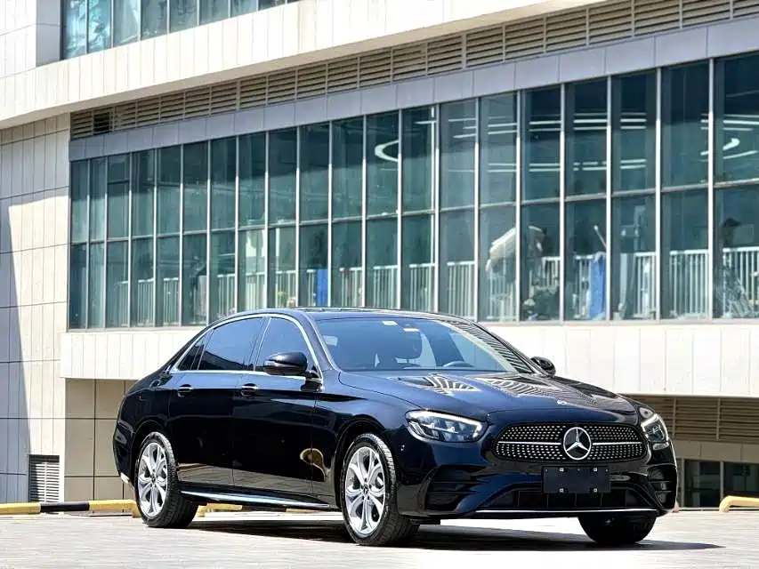 Mercedes-Benz E-Class 2023