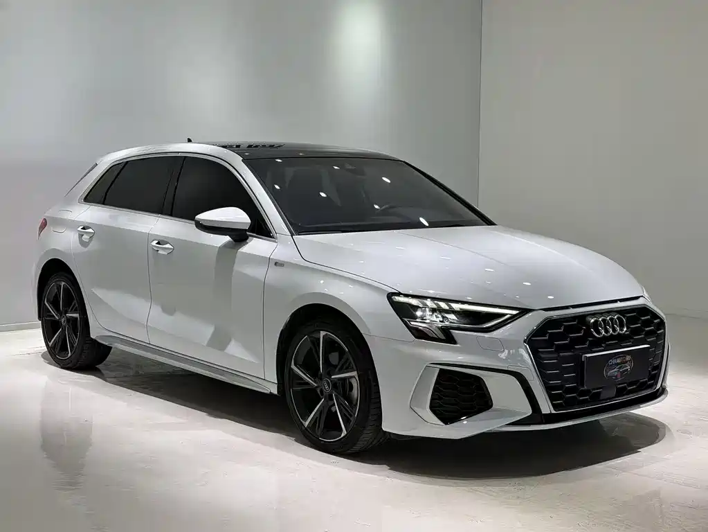Audi A3 2023 — фото 3