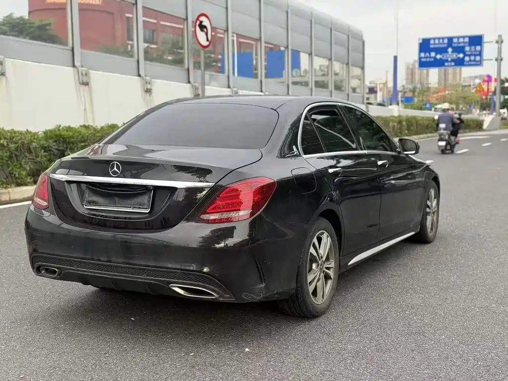 Mercedes-Benz C-Class 2018 — фото 7