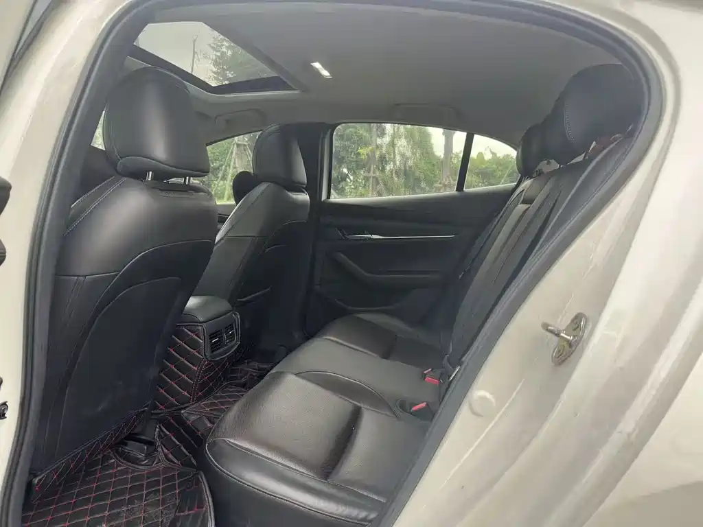 Mazda 3 Axela 2021