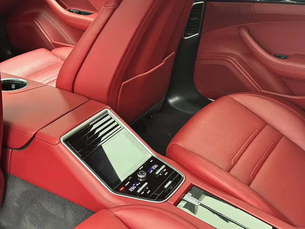Porsche Panamera 2020 — фото 12