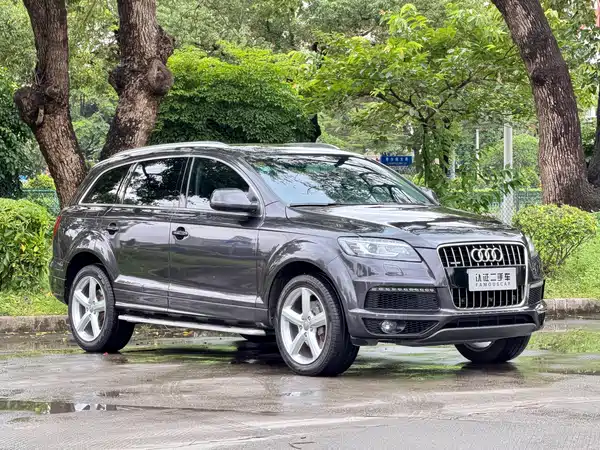 Audi Q7 2015
