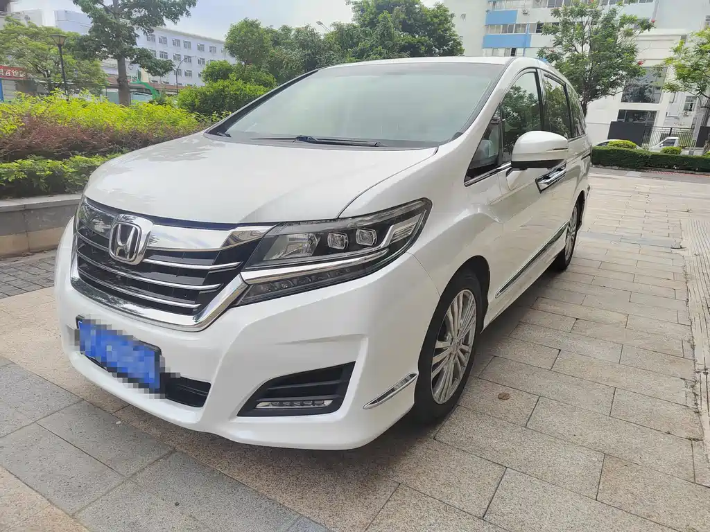 Honda Elysion 2017