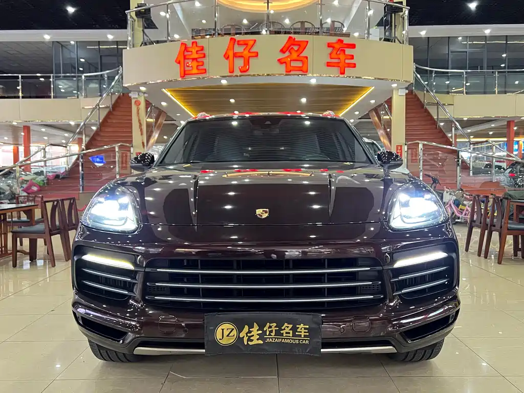 Porsche Cayenne 2019 — фото 2