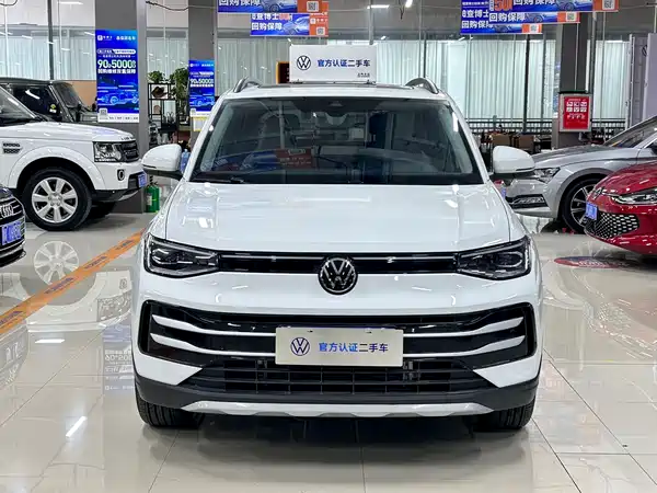 Volkswagen Tharu 2025