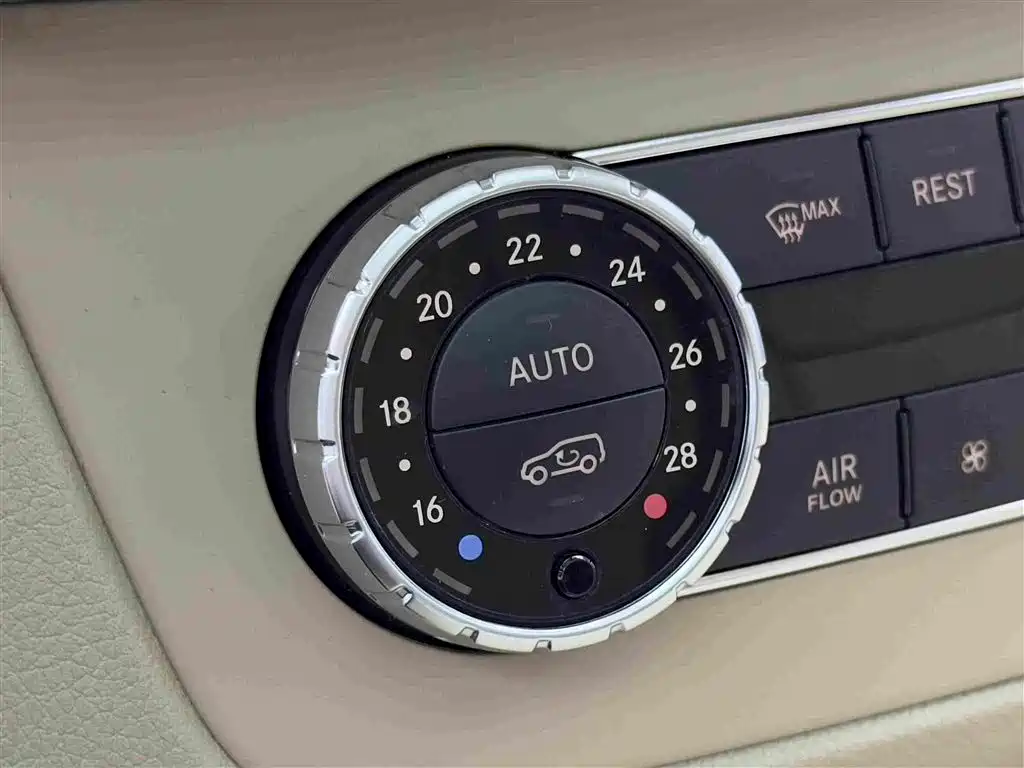 Mercedes-Benz M-Class 2014 — фото 15