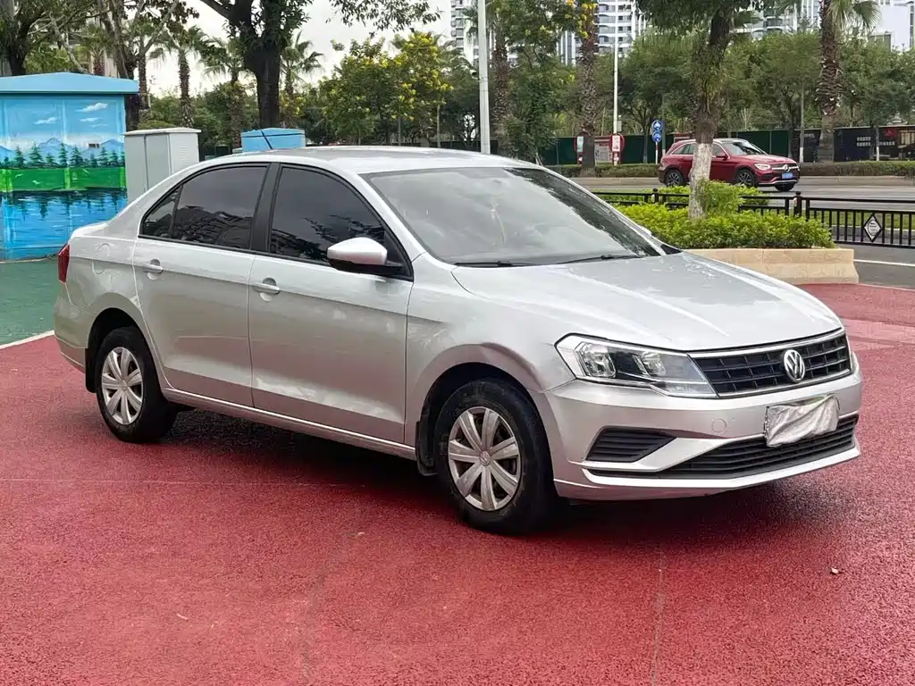 Volkswagen Jetta 2017 — фото 3
