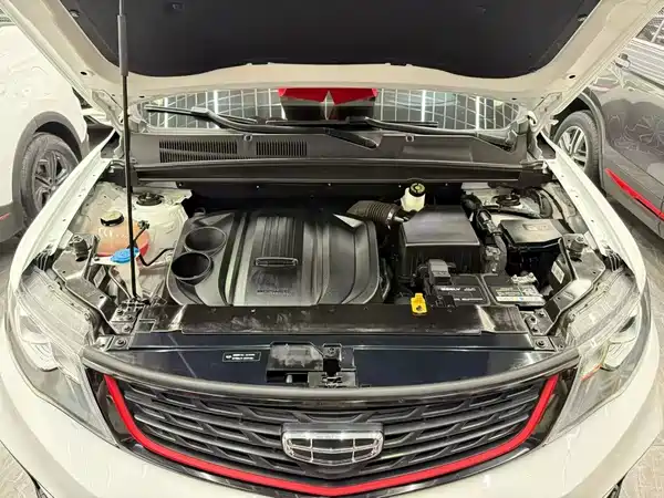 Geely Boyue 2021