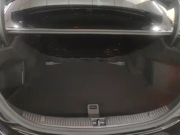 Mercedes-Benz C-Class 2020