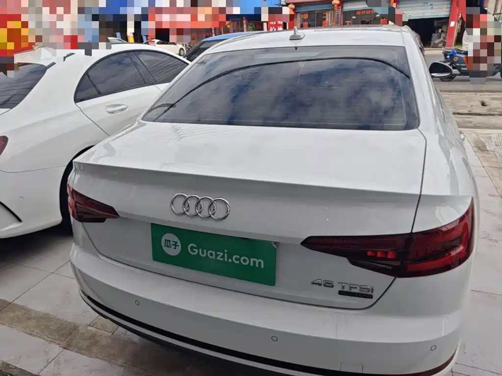 Audi A4L 2018