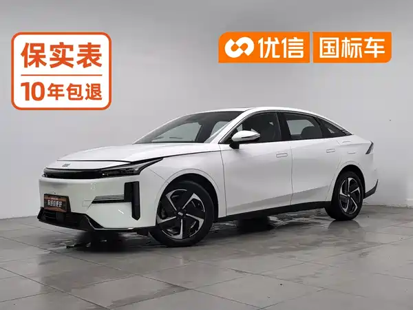 Geely Galaxy L6 2024