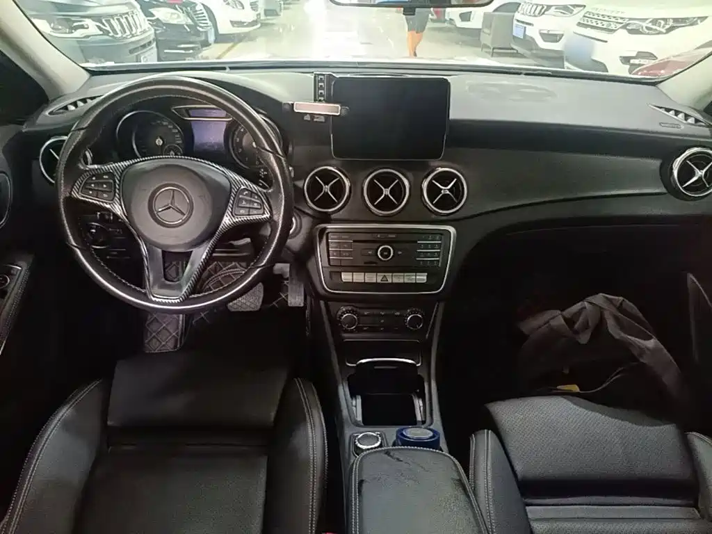 Mercedes-Benz GLA 2017 — фото 10