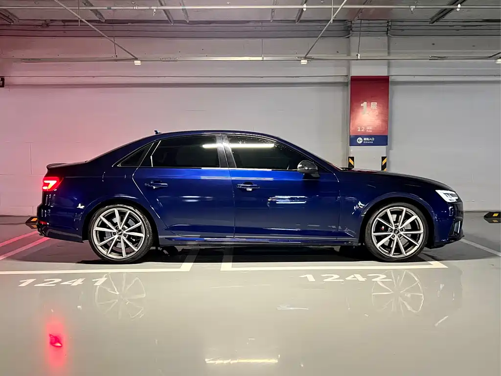 Audi S4 2019