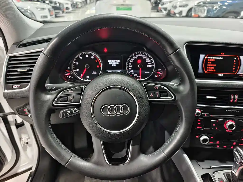 Audi Q5 2018 — фото 7