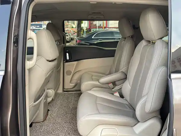 Buick GL8 2017