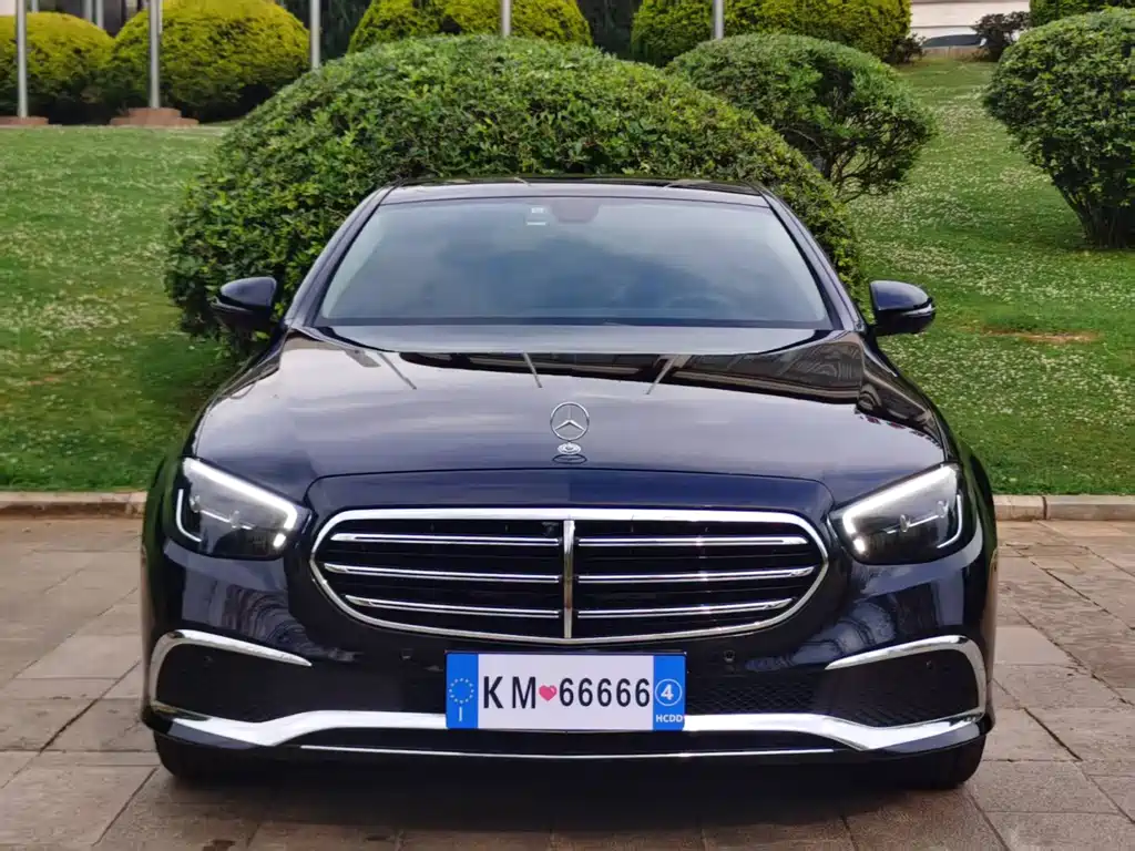 Mercedes-Benz E-Class 2023 — фото 2
