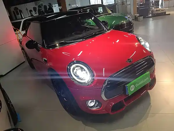 MINI MINI 2020