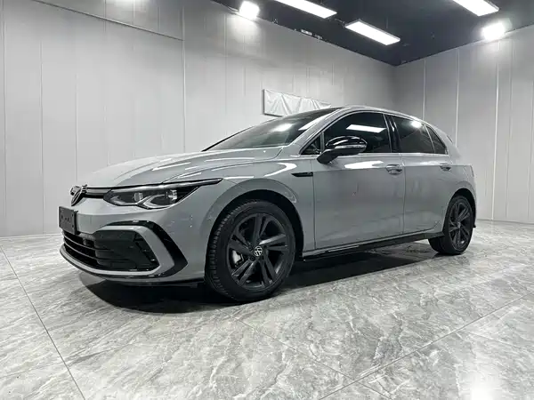 Volkswagen Golf 2022