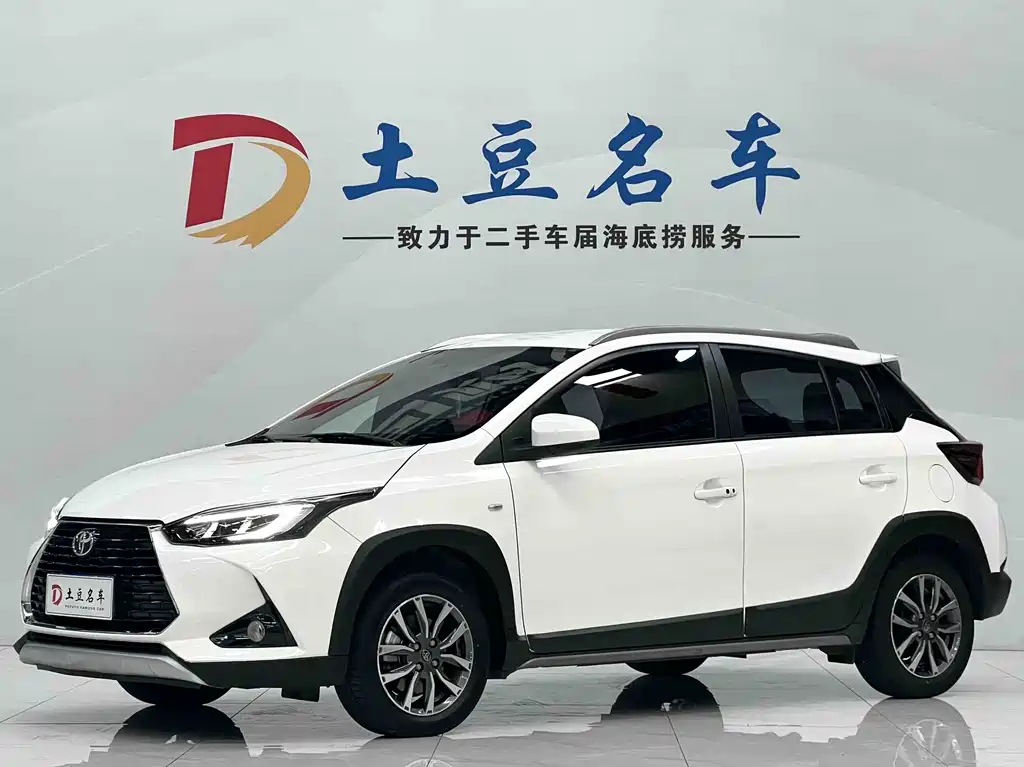 Toyota Yaris L 2022