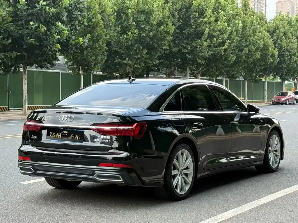 Audi A6L 2020 — фото 19
