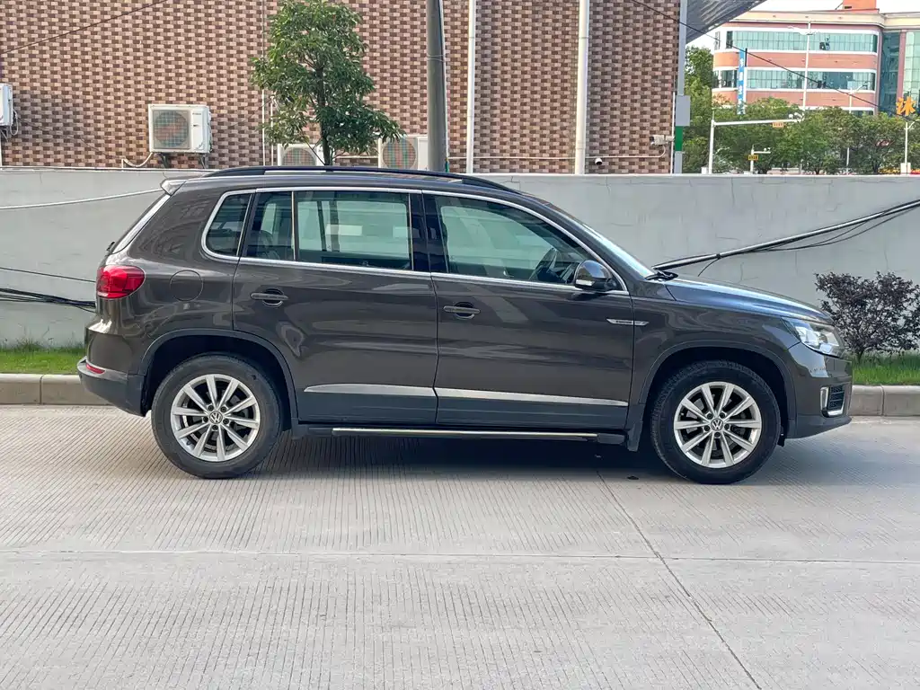 Volkswagen Tiguan 2017 — фото 5