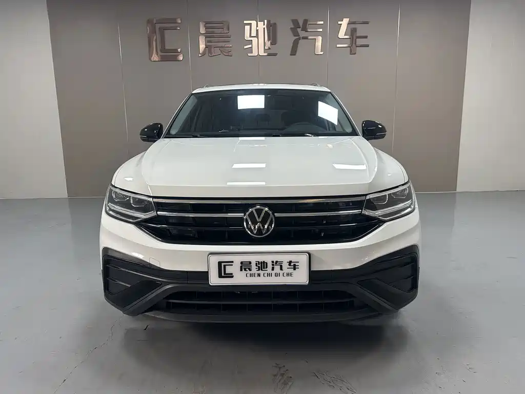 Volkswagen Tiguan L 2025 — фото 2