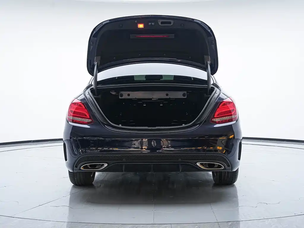 Mercedes-Benz C-Class 2017 — фото 15