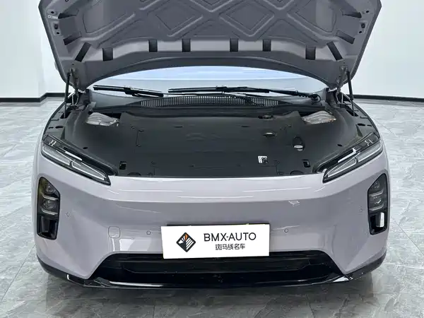 NIO ET5 2025