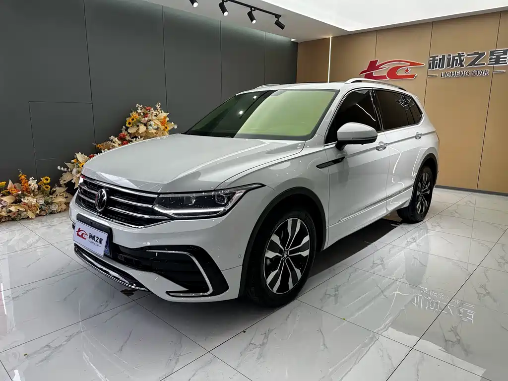 Volkswagen Tiguan L 2024