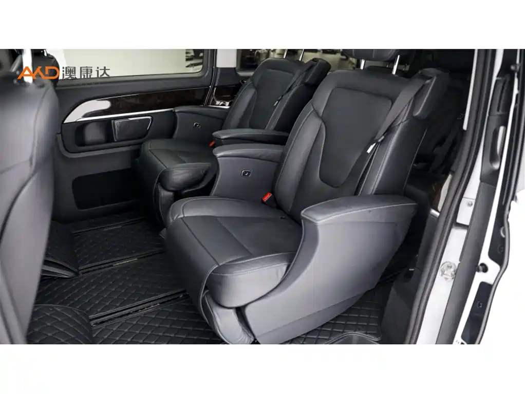 Mercedes-Benz V-Class 2018 — фото 7
