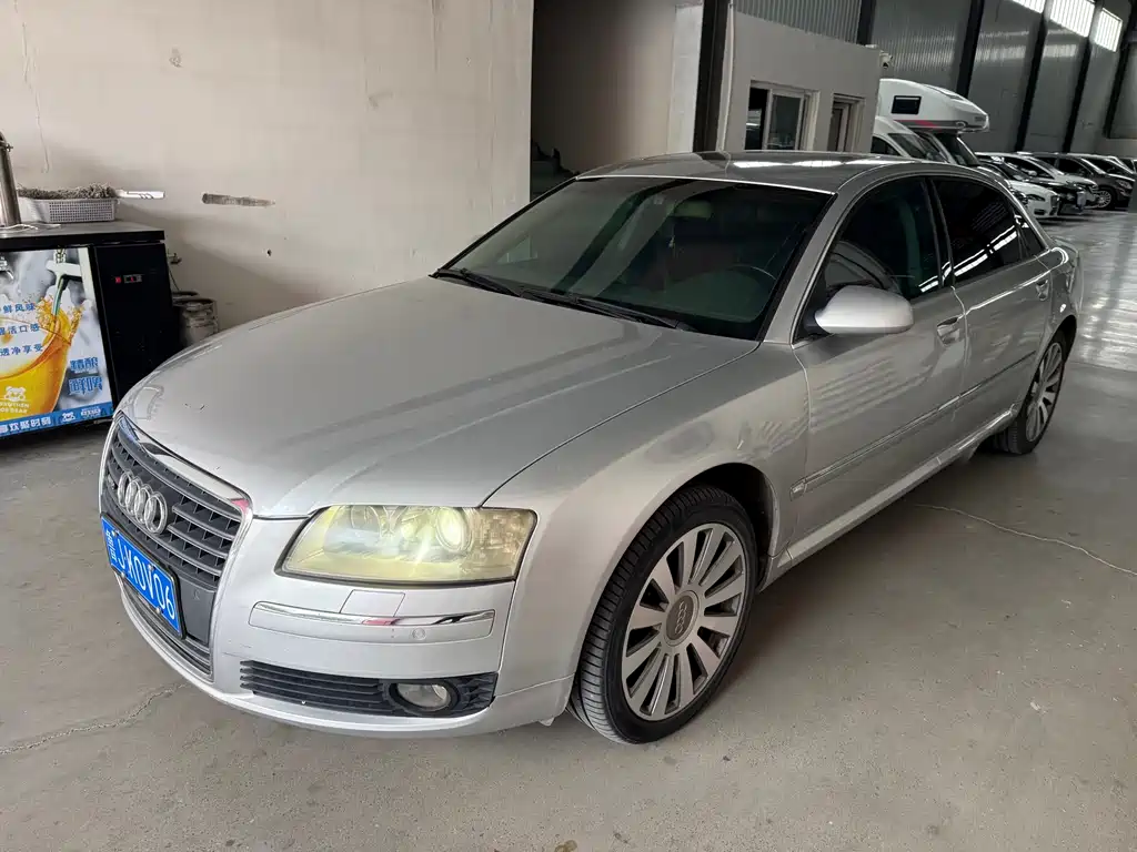 Audi A8 2005