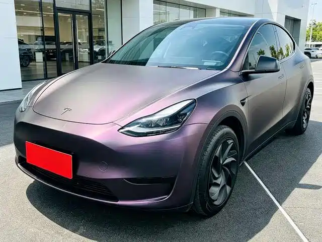 Tesla Model Y 2024 — фото 1