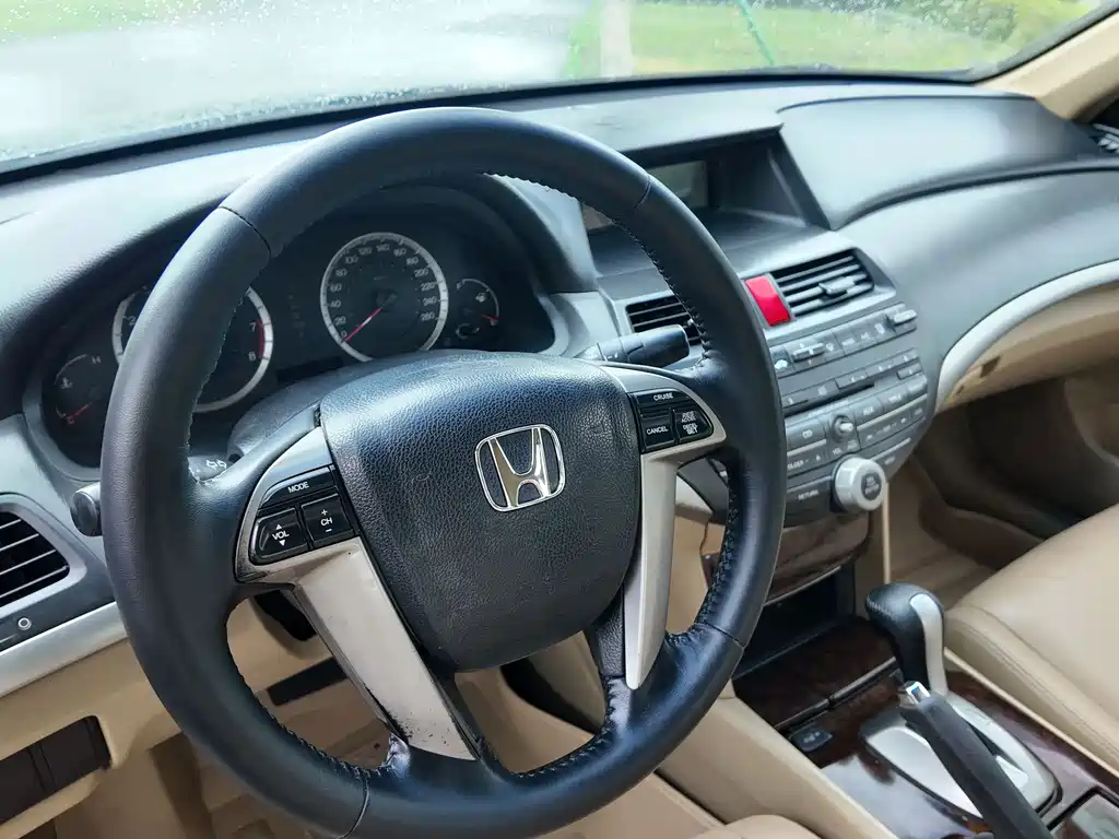 Honda Accord 2009 — фото 21