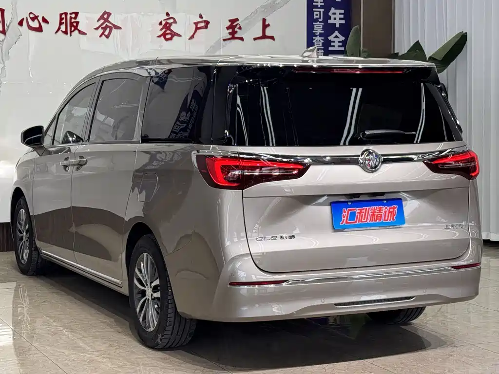 Buick GL8 2023