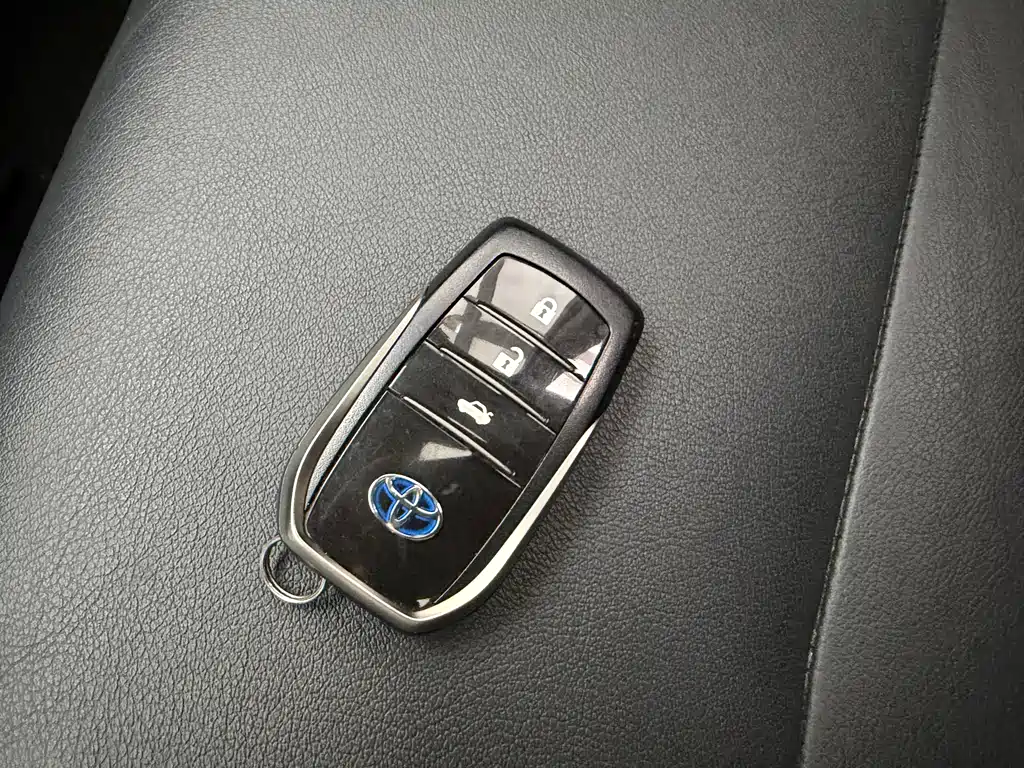 Toyota Corolla 2019 — фото 15
