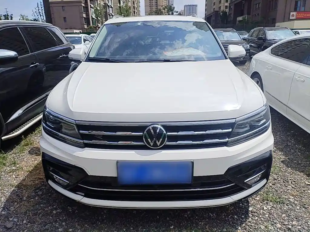 Volkswagen Tiguan L 2021 — фото 3
