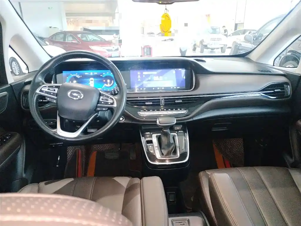 GAC Motor Trumpchi M6 2020 — фото 10
