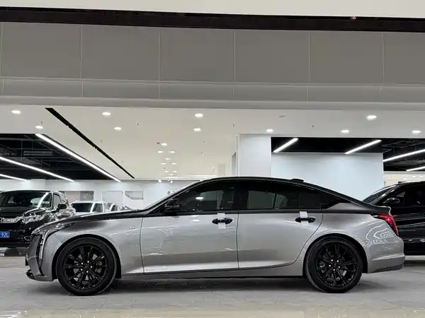 Cadillac CT5 2024
