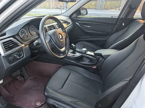 BMW 3 Series 2017