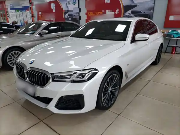 BMW 5 Series 2023
