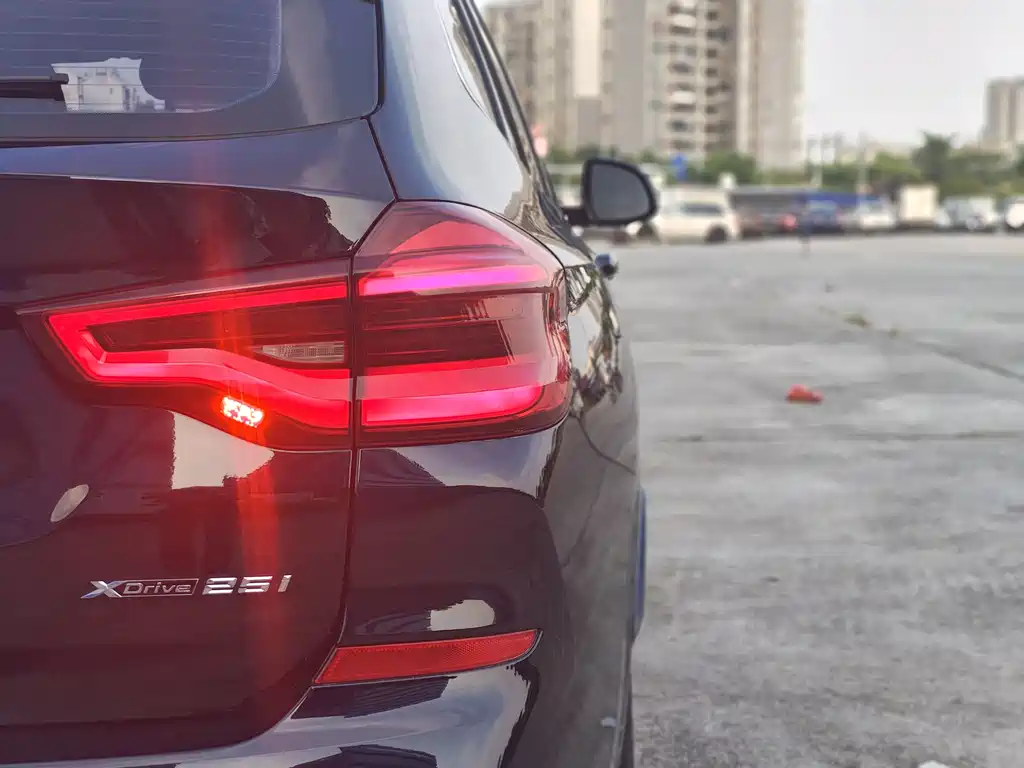 BMW X3 2021