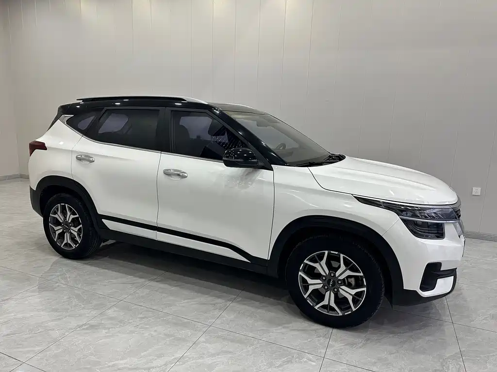 Kia KX3 2022 — фото 3