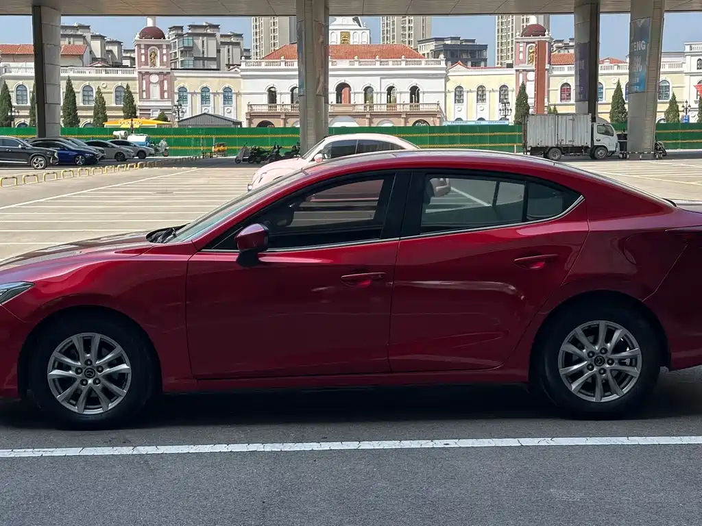 Mazda 3 Axela 2016 — фото 4