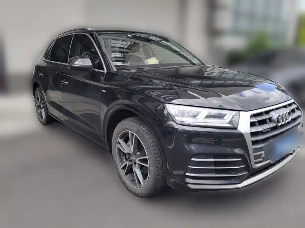 Audi Q5L 2020 — фото 3