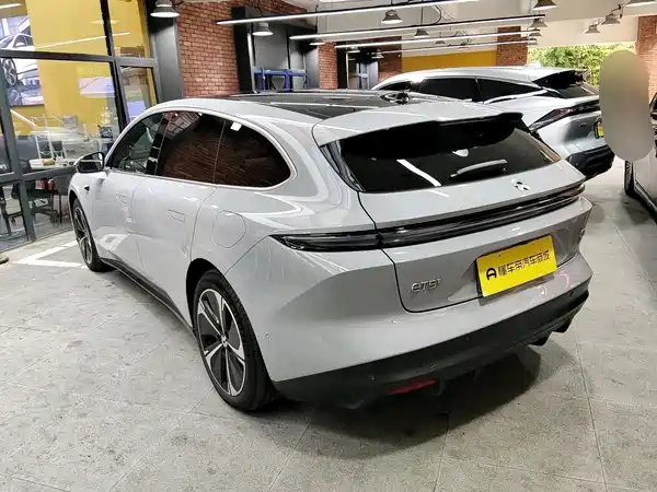 NIO ET5T 2024