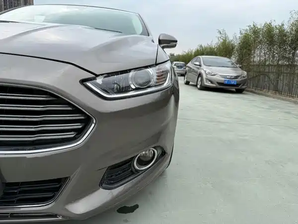 Ford Mondeo 2013