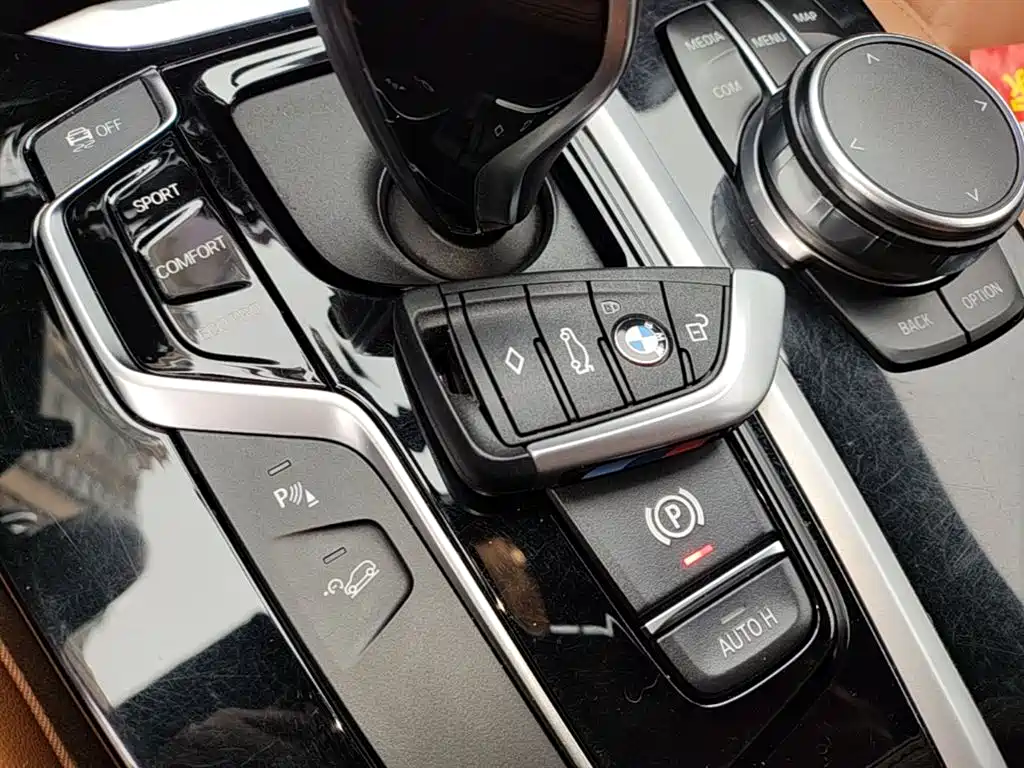 BMW X4 2019 — фото 9