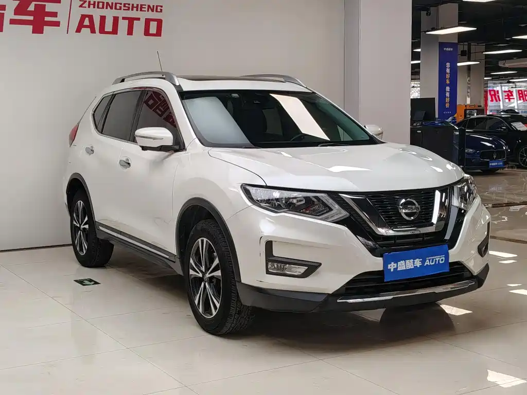 Nissan X-Trail 2018 — фото 3