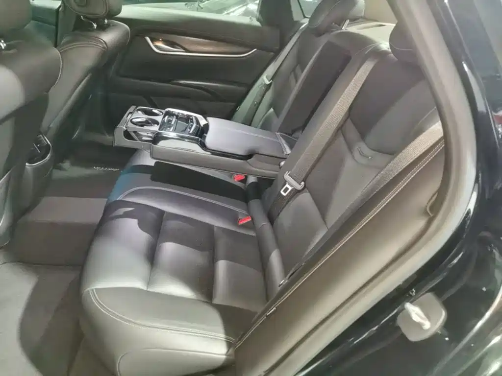 Cadillac XTS 2018 — фото 17