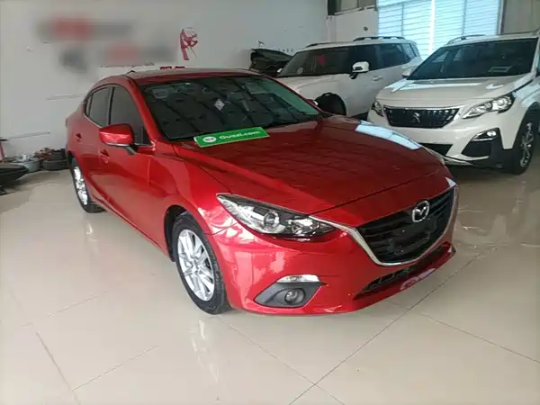 Mazda 3 Axela 2016